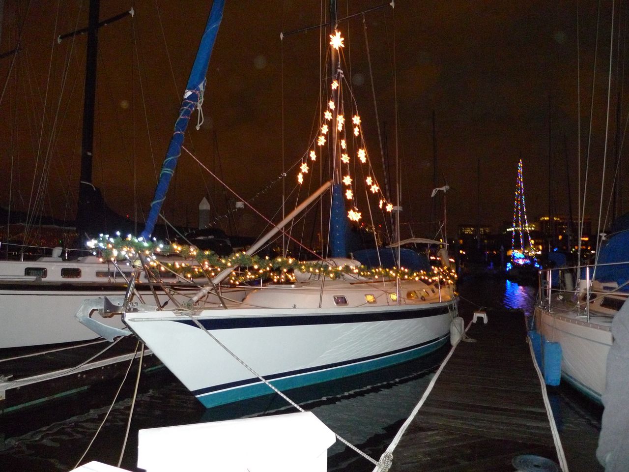 Merry Christmas from s/v Convivia