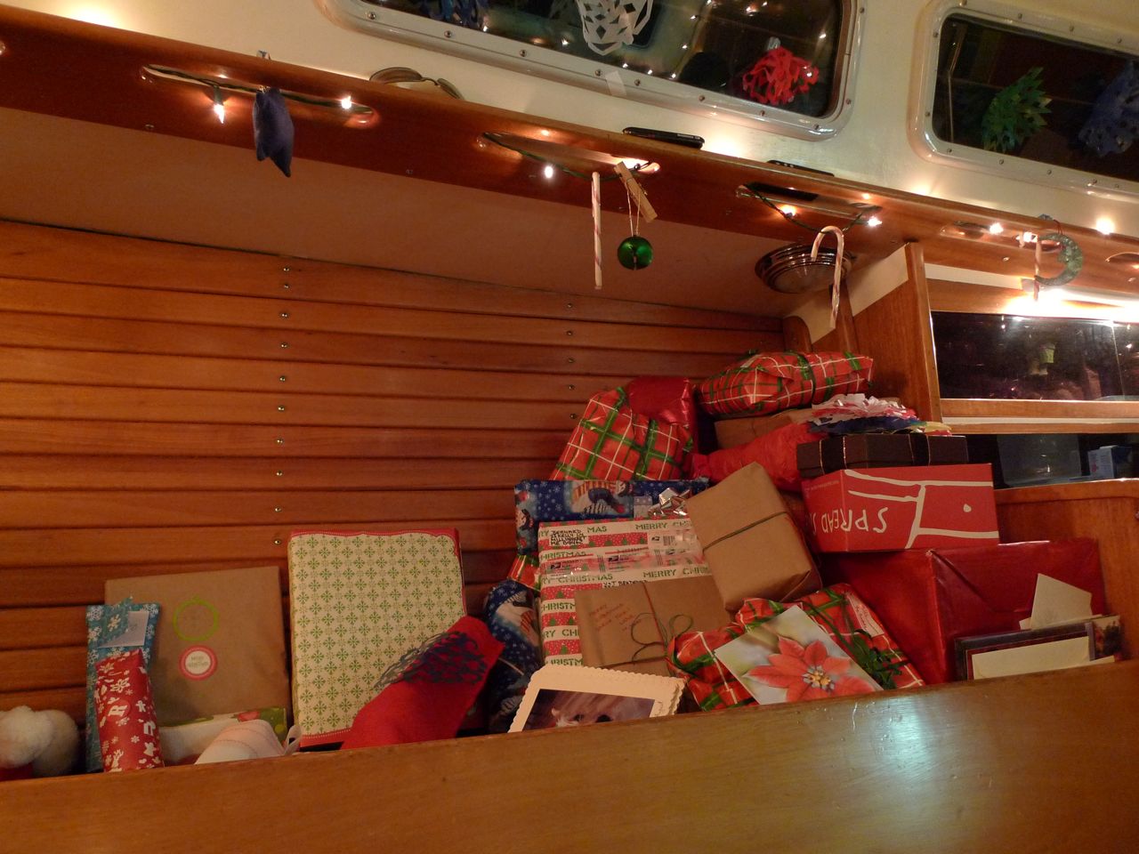 Merry Christmas from s/v Convivia