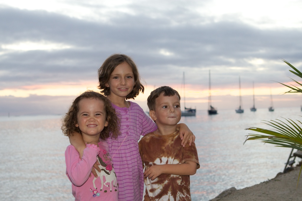 Cooks Bay, Mo'orea & Fare, Huahine