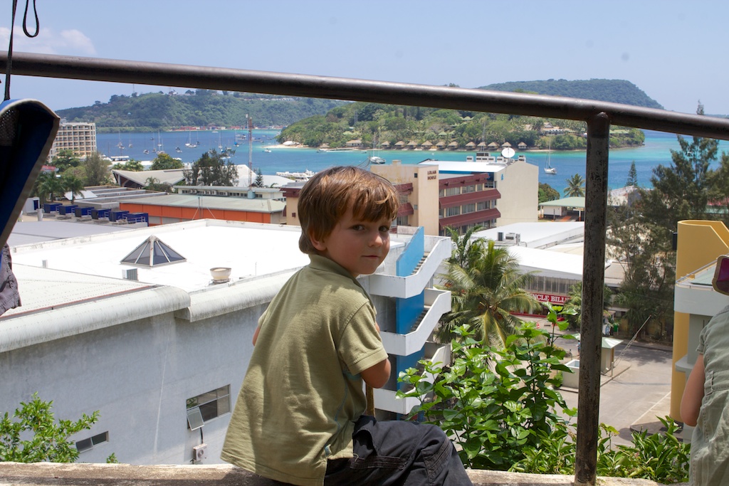 Photos: Port Vila, Vanuatu & Chesterfield Reef, New Caledonia